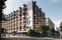 Hotel City Locarno - vue sur la montagne