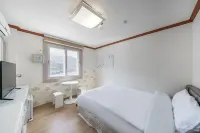 Hadong Namdo Hotels near Ten Mile Cherry blossoms of Flower Market