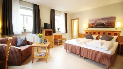 Aparthotel Alte Schmiede Dettelbach Hotels in Schwarzach am Main