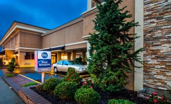 Best Western Mill River Manor