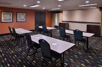 Best Western Plus Wichita West Airport Inn - Nouto- ja jättöpalvelut