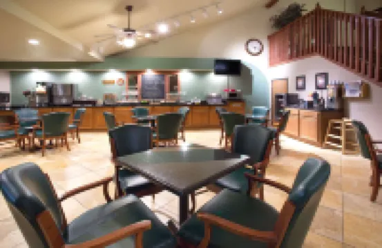 AmericInn by Wyndham New London