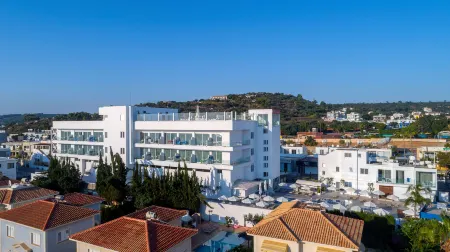 Protaras Plaza Hotel