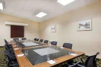 Ramada Plaza by Wyndham Portland Hotels in Cumberland County