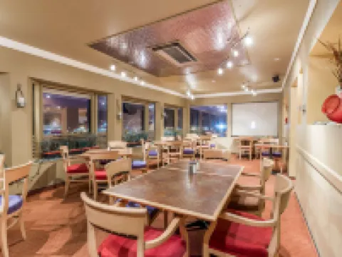威廉姆斯湖溫德姆華美達飯店 威廉斯萊克住宿飯店