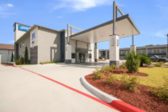 Americas Best Value Inn and Suites Northeast Houston I610