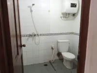 2BR Kondominium Carita Utara untuk 6 Pax By Sri