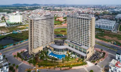 Khách sạn Roygent Parks Hải Phòng Các khách sạn gần Trung Tâm Nội Thất Thái Tuấn - One Stop Shopping Center Hải Phòng