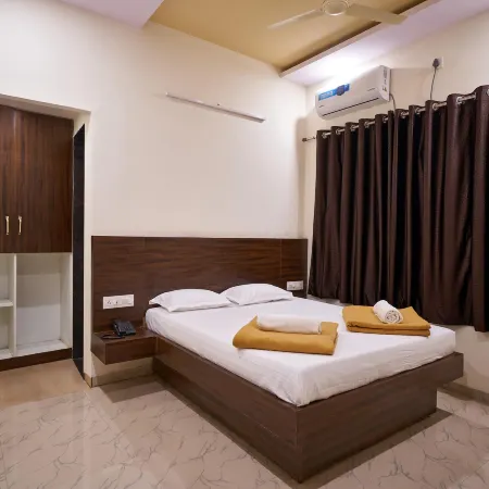 Hotel Ranjan Deluxe