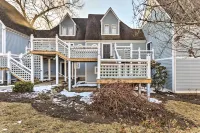 Lovely Norwich Villa, on Golf Course with Amenities!
