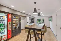 إكستنديد ستاي أمريكا بريمير سويتس بروفيدينس إيست بروفيدينس فنادق في Providence County