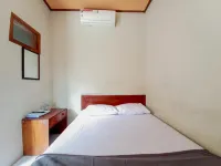 Hotel Gerung 2 Near Luwes Mall Nganjuk Mitra RedDoorz Các khách sạn ở Nganjuk Sub-District