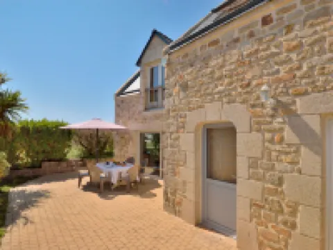 Tazie Hotels in Plouhinec