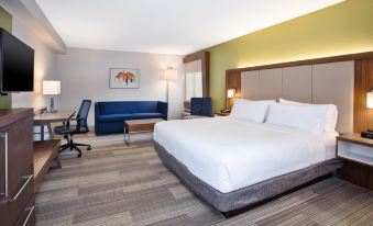 Holiday Inn Express Nashville Airport