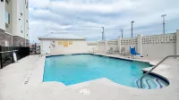 Candlewood Suites WACO by IHG - Pools