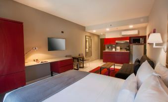 City Express Suites by Marriott Cabo San Lucas