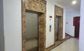 Zhiwen Seaview Mountain and Sea Mansion Homestay (Lvshun South Road)