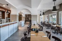 Marriott's Village d'Ile-De-France Hotels in Маньї-ле-Онгр