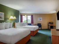 Travelodge by Wyndham Lacombe Hotels in Lacombe