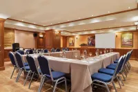 Ramada by Wyndham, Athens Club Attica Riviera Hôtels à : Rafina-Pikermi