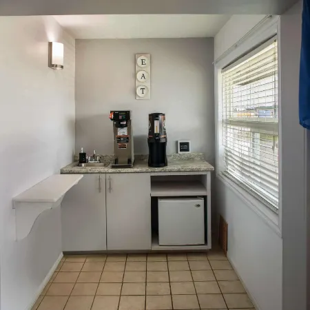 Canadas Best Value Inn Fort St John