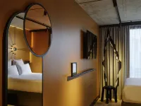 Tribe Paris Saint Ouen