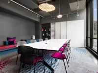 Aloft Kansas City Country Club Plaza Hotels near Hyde Park