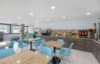 Days Inn by Wyndham Knoxville North Hotels in Powell