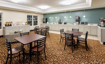 GrandStay Hotel & Suites - Waunakee