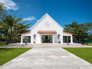 Dusit Thani Lubi Plantation Resort