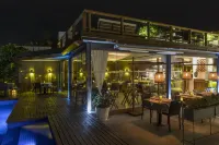 Abracadabra Boutique Hotel