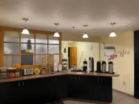 Seabird Lodge Fort Bragg - breakfast