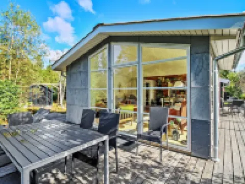 "Florense" - 2.5km from the Sea Hotels in Henne