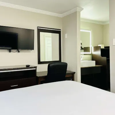 رودواي إن ليمون جروف سان دييجو إيست Hotels near بحيرة موراي