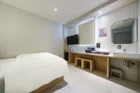 Daegu Dongdaegu Station Muje Hotel