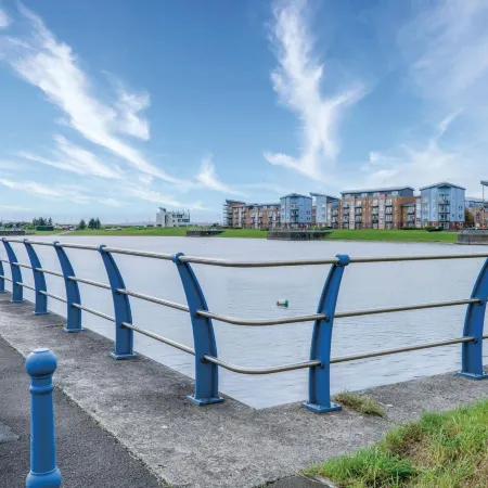 The Penthouse - 3 Bedroom Apartment - Llanelli
