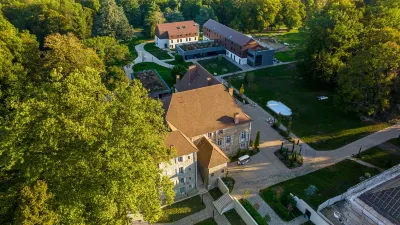 Domaine de Dolomieu, BW Premier Collection Hotels in Saint-Ondras