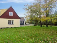"Edele" - 3.8km from the Sea