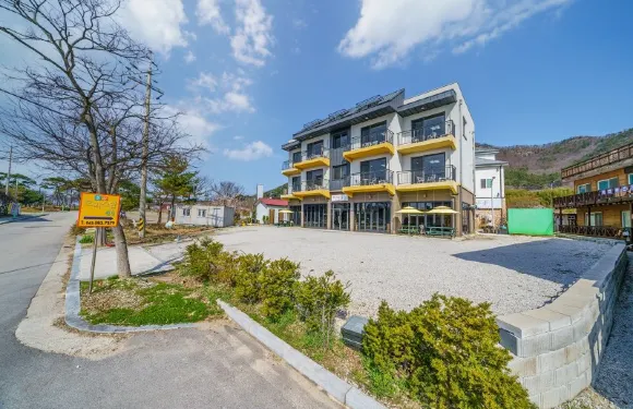 扶安郡Mohang水晶度假屋