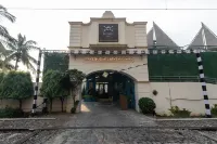 ポロ フローテル コルカタ のホテル