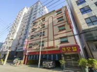 Busan Seodong Zen Các khách sạn gần Seo-dong