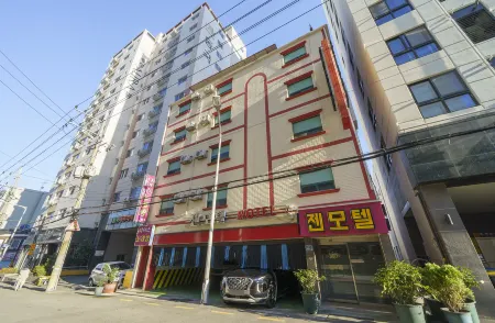 Busan Seodong Zen Отели рядом с достопримечательностью «Пусанский университет иностранных языков»