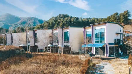 Gapyeong Rapunzel Kids Poolvilla Отели рядом с достопримечательностью «Garden of Morning Calm»