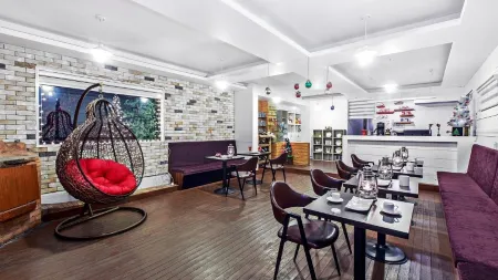 Hoengseong Hello 412 Pension Отели рядом со станцией Hoengseong Station