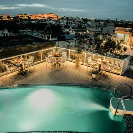 Tripli Hotels Shambhu Villas