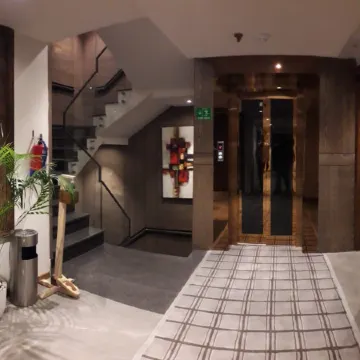 Hotel Mirage