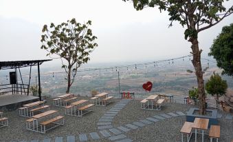 Paraland Resort Majalengka - Housity