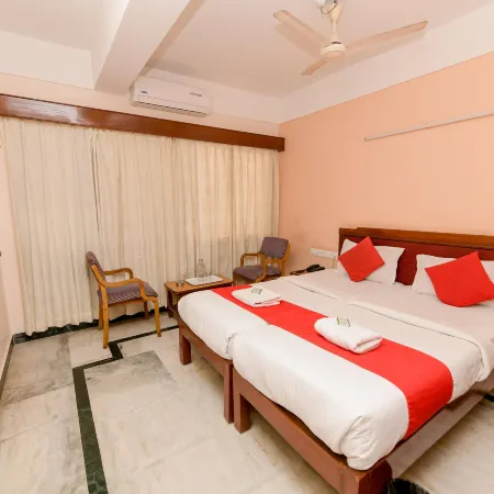Hotel Chandra Palace. Hotels in Mysore