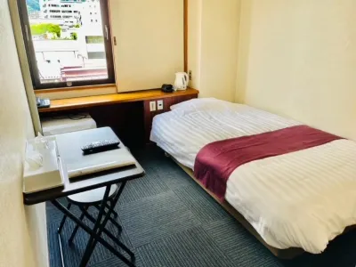 Ueda Plaza Hotel Tenjin Các khách sạn gần JR Ueda station