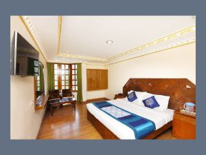 Hotel Gurupriya